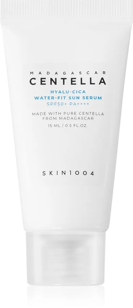 SKIN1004 Madagascar Centella Hyalu-Cica Water-Fit Sun Serum Beskyttende serum med fugtgivende virkning SPF 50+ 15 ml