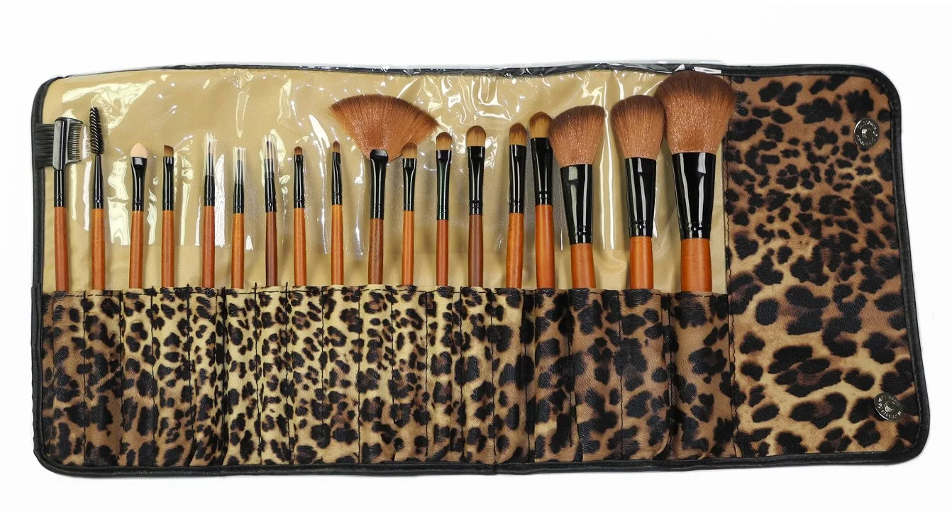 Smashit Cosmetics Brush Set 18 Brushes Leoprint