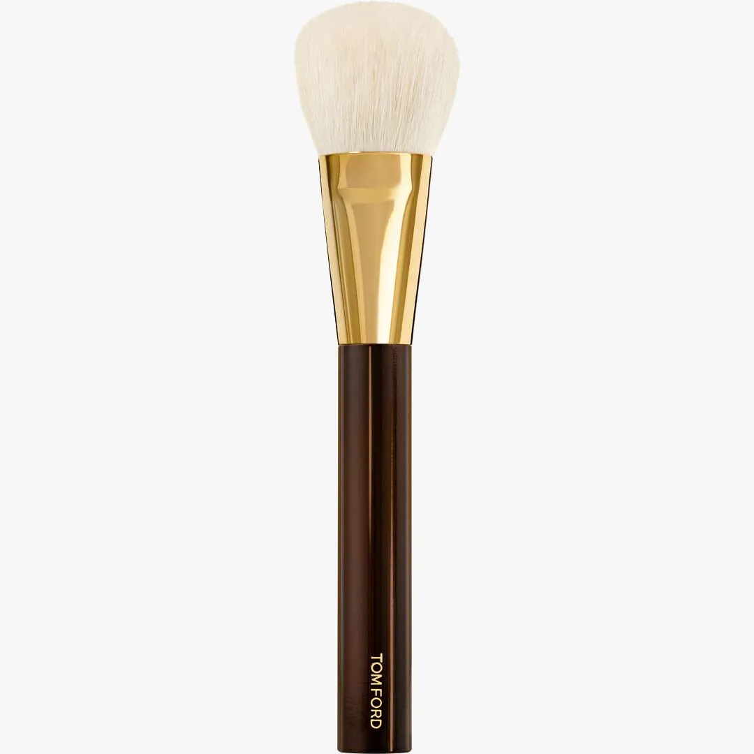 Cheek Brush 06