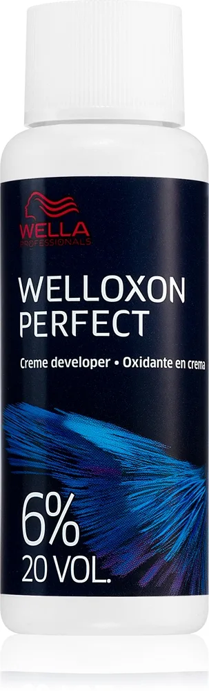 Wella Professionals Welloxon Perfect Aktiverande emulsion 6 vol. % 20 för alla hårtyper 60 ml
