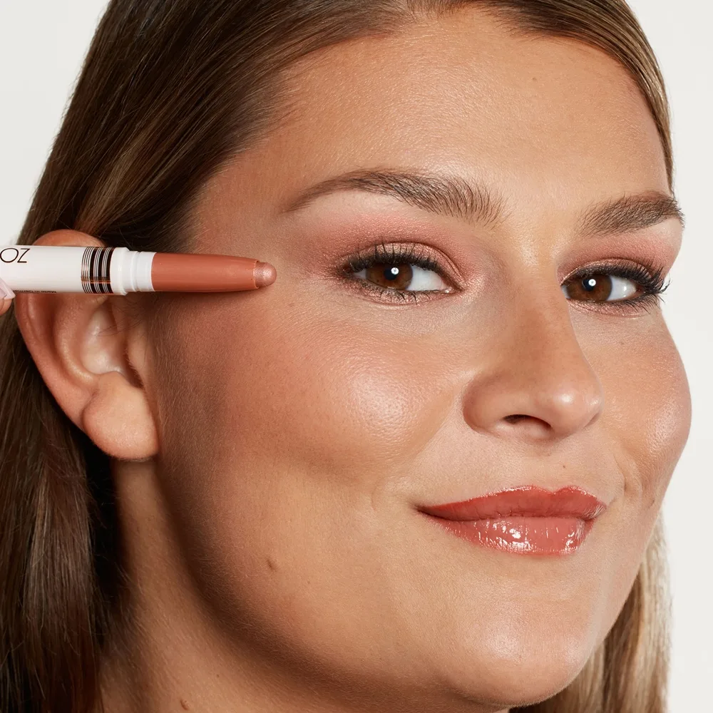 ZOEVA Eye Swipe Ögonskugga och eyeliner 2-i-1 Skugga Rose Gold 1,4 g